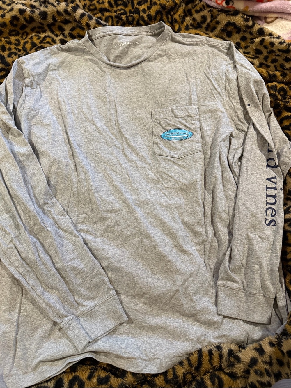 Vineyard Vines Light Gray Long-Sleeve Pocket Tee with Blue Logo